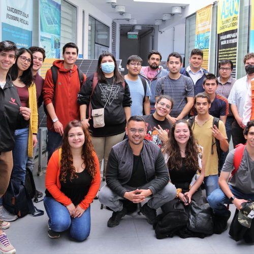 20 estudiantes realizan innovadora movilidad en energía