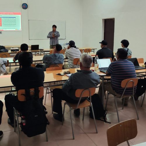 Realización de cursos formativos a cuerpo docente y ex alumnos de LPJQM