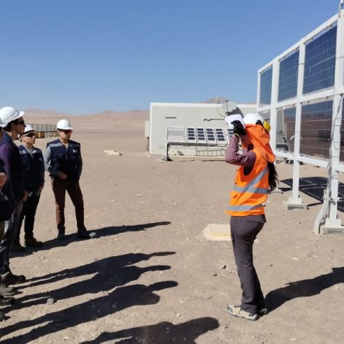 Alumnos del Magíster en Energía visitaron la PSDA