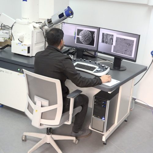 Moderno microscopio en el CDEA-UA permitirá realizar importantes análisis en la macrozona norte